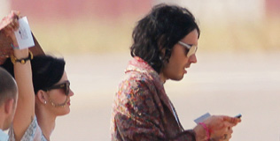 perry_katy_brand_281010_316.bin