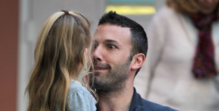 affleck_b_011209_316.bin