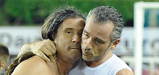 karan_ramazzoti_100609_316.bin