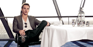 meyer_rhys_jonathan_090309_316.bin