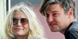 olsen_mary_kate_290808_316.bin