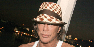 rourke_mickey_290809_316.bin