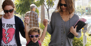 alba_jessica_honor01_120311_316.bin