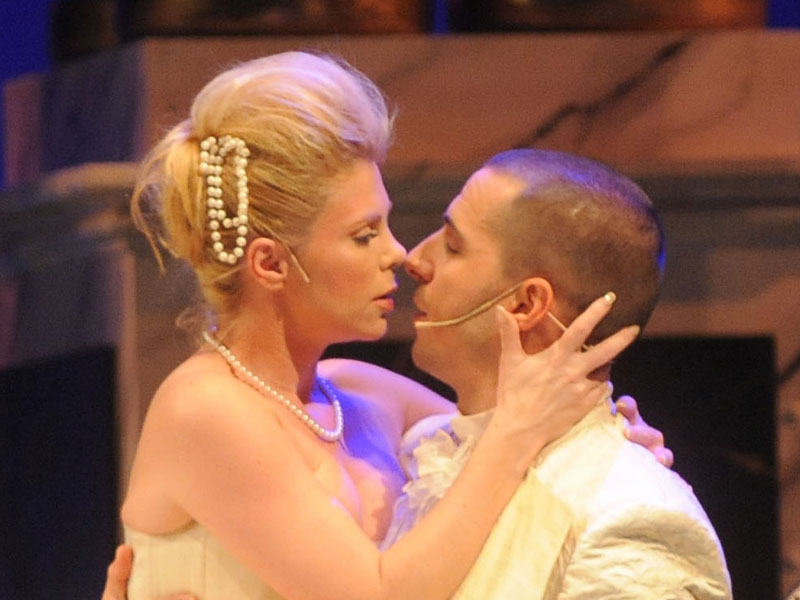 elegovic_juricic_opasne-veze_191111_800.bin