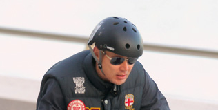 hakkinnen_mika_250111_316.bin