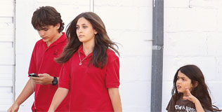 jackson_prince_paris_blanket_040511_316_1.bin