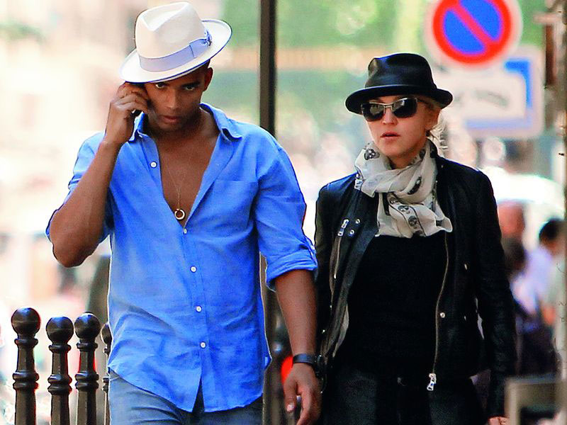 madonna_050711_800.bin