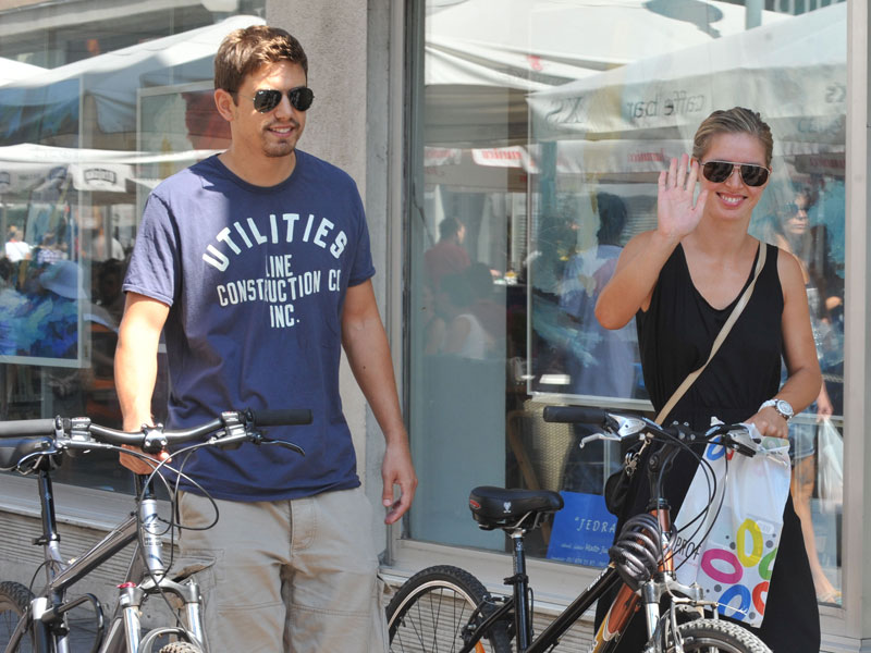 paraminski_komljenovic_070911_800.bin