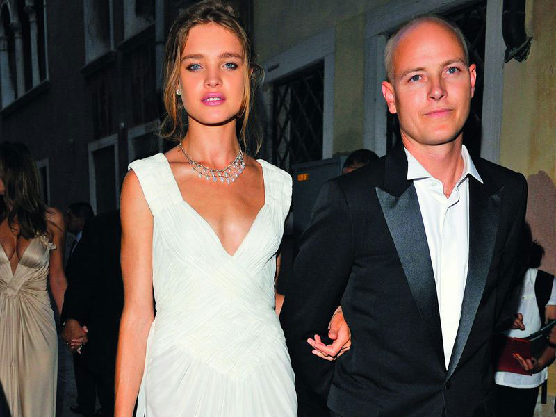 vodianova_portman_060711_800.bin