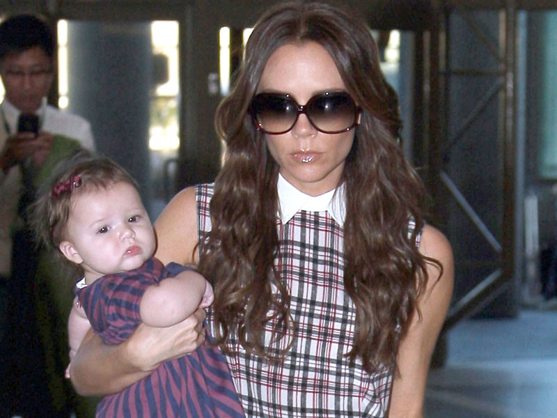 beckham_victoria_281111_800.bin