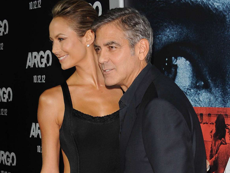 clooney_keibler_051012_800.bin