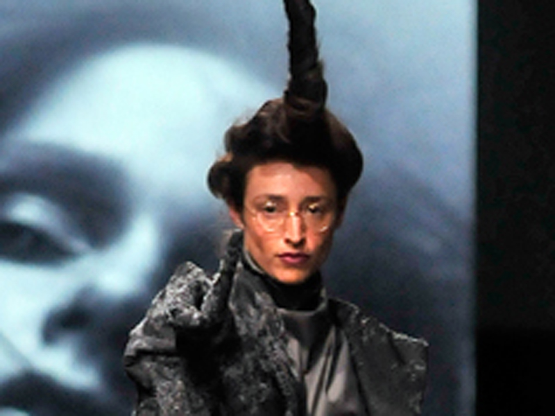 jular_oliver_061012_800.bin