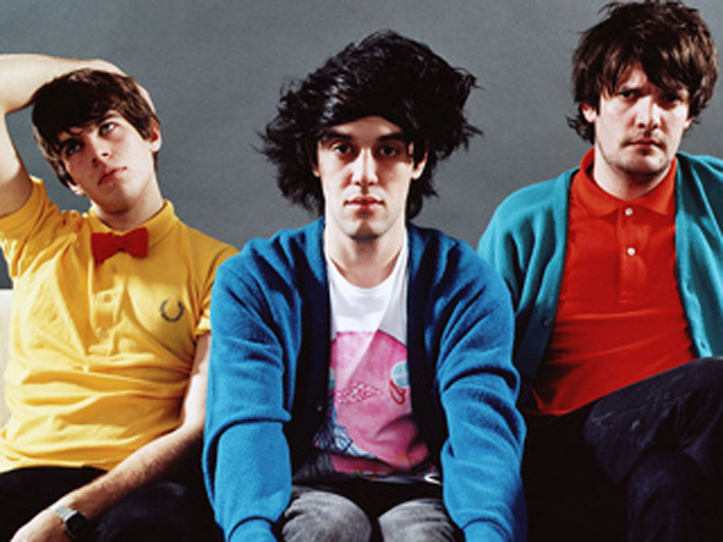 klaxons_240912_2_800.bin