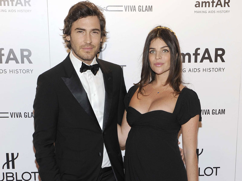 konjic_roitfeld_100212_800.bin