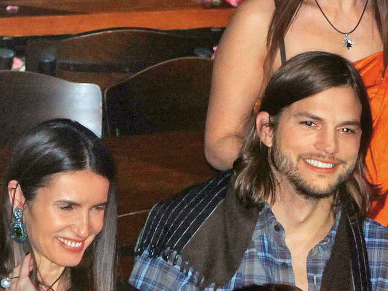 kutcher_ashton_050112_800.bin