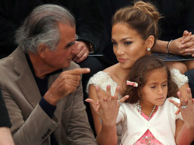 lopez_jennifer2_021012_800.bin