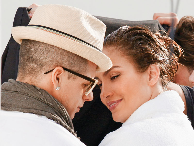 lopez_jennifer_030212_800.bin