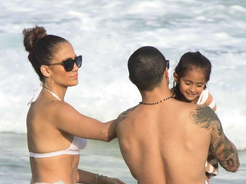 lopez_jennifer_casper_280612_800.bin