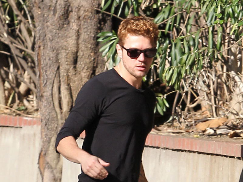 phillippe_ryan_070212_800.bin