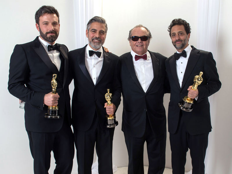 affleck_clooney_heslov_800.bin