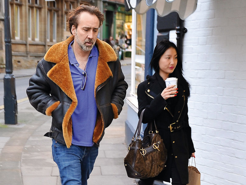 cage_nicolas_110113_800.bin