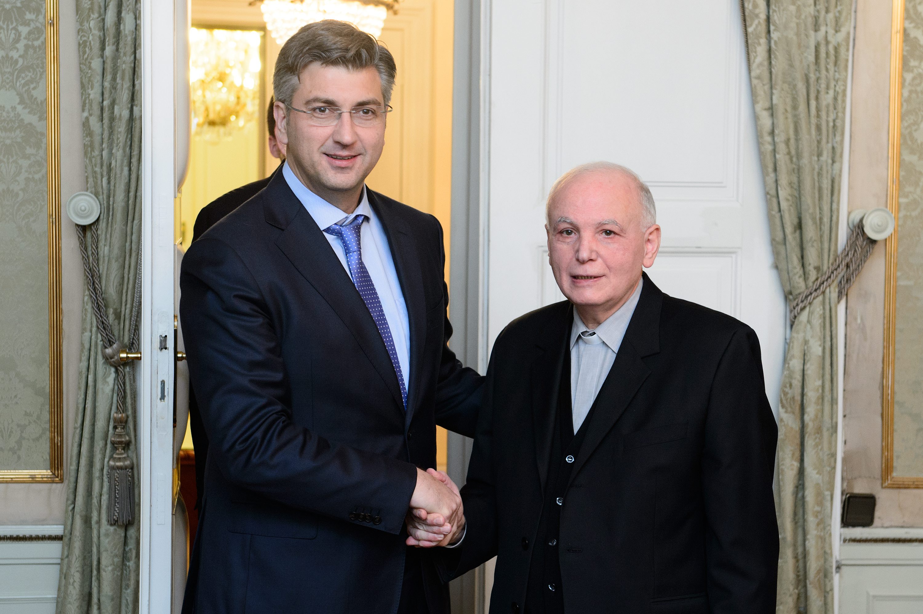 Predsjednik Vlade Republike Hrvatske Andrej Plenković i apostolski nuncij, monsinjor Alessandro D'Errico