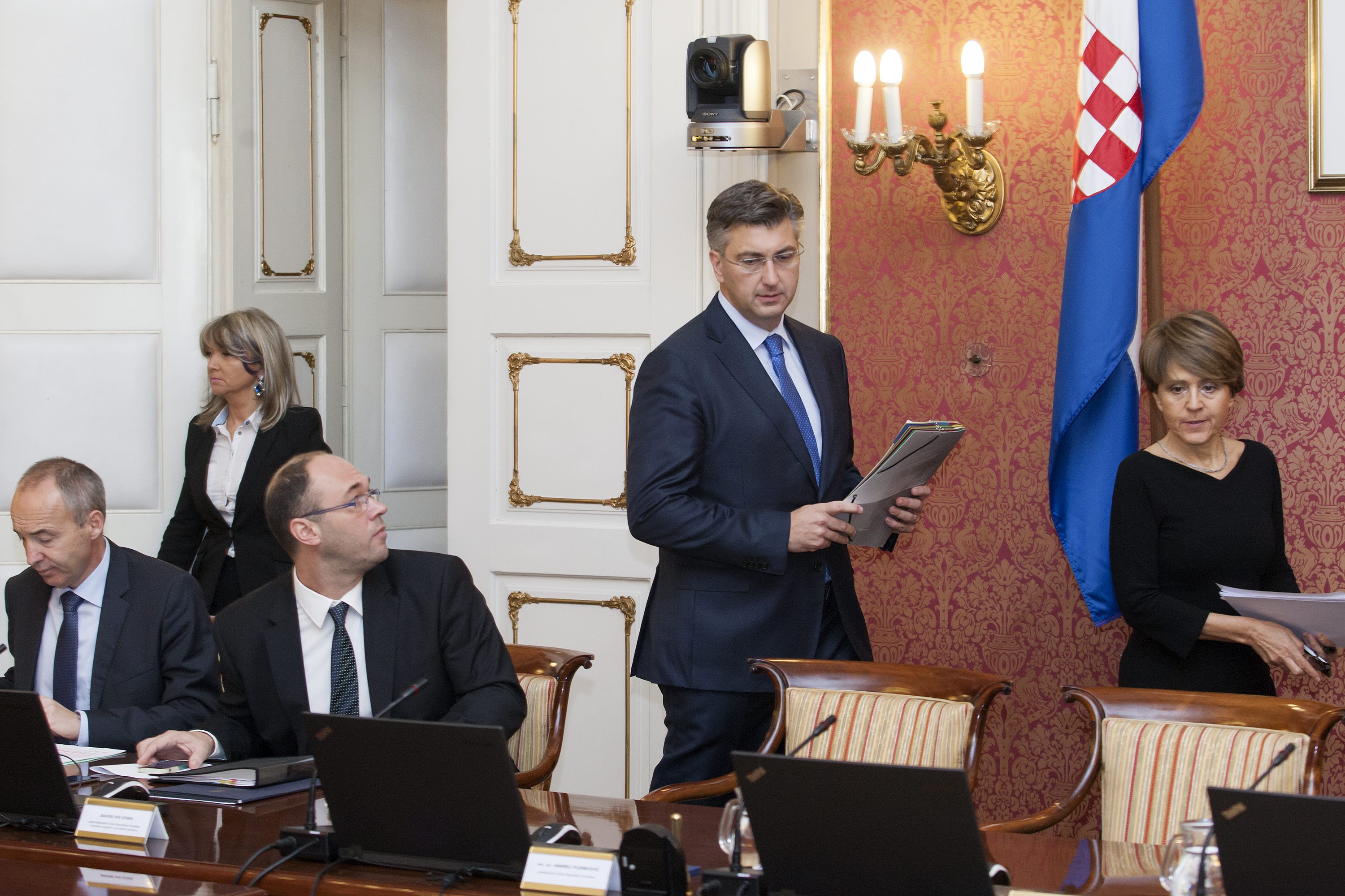 vlada_sjednica10-031116