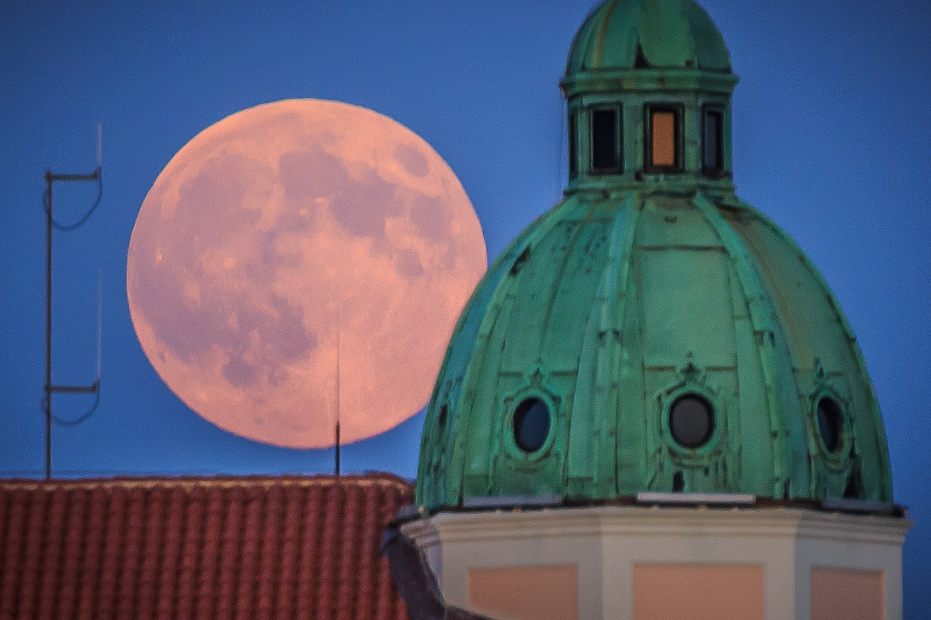 split_mjesec9-100814