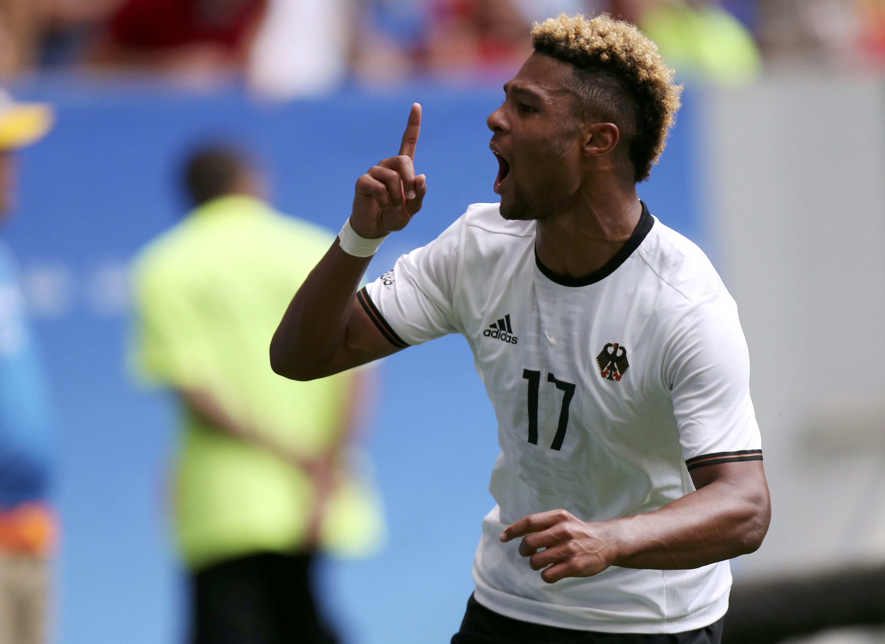 2016-08-13T165048Z_1240211055_RIOEC8D1ASMD7_RTRMADP_3_OLYMPICS-RIO-SOCCER-M