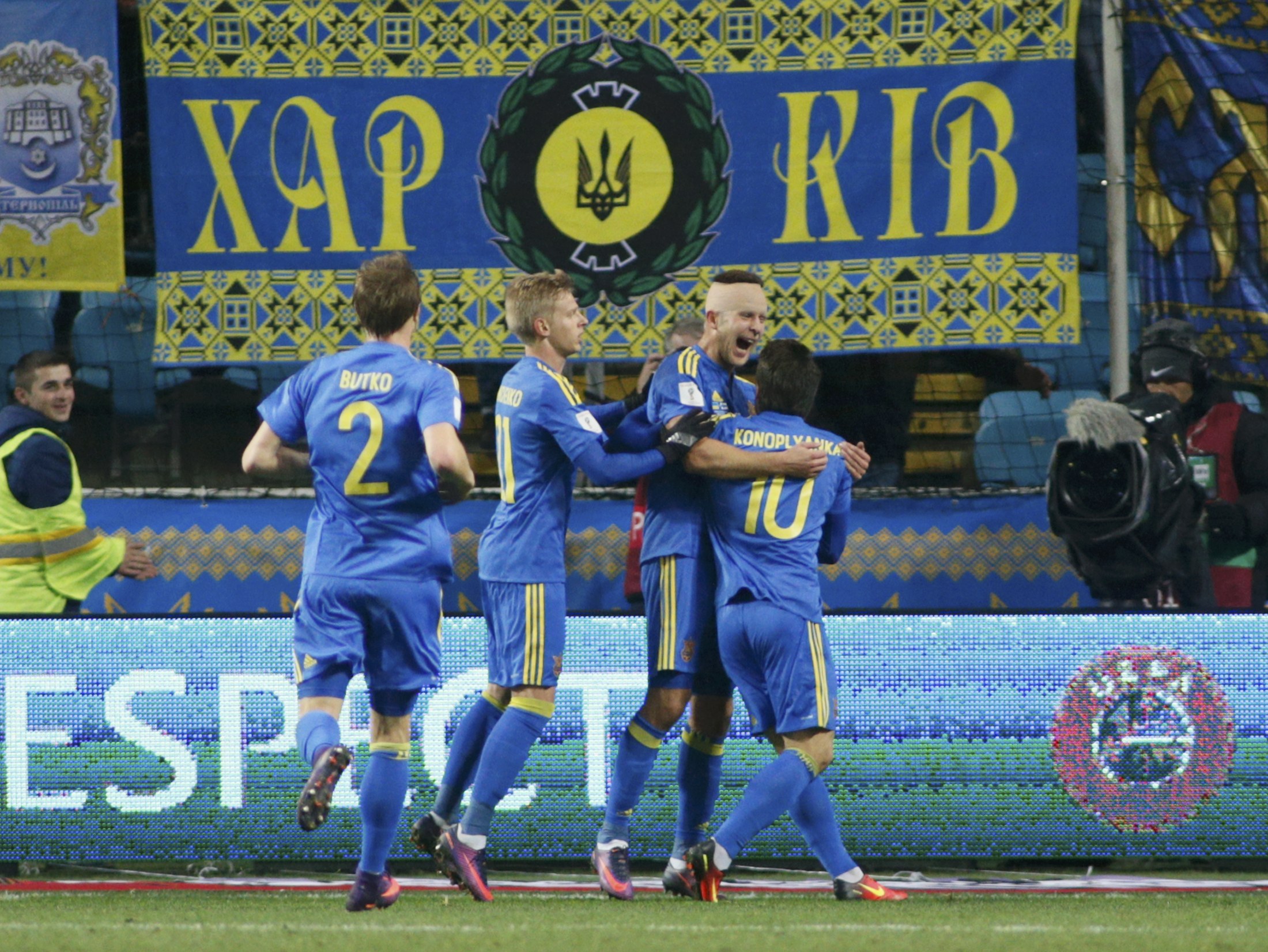 2016-11-12T205959Z_816929980_LR1ECBC1MBOH4_RTRMADP_3_SOCCER-WORLDCUP-UKR-FIN