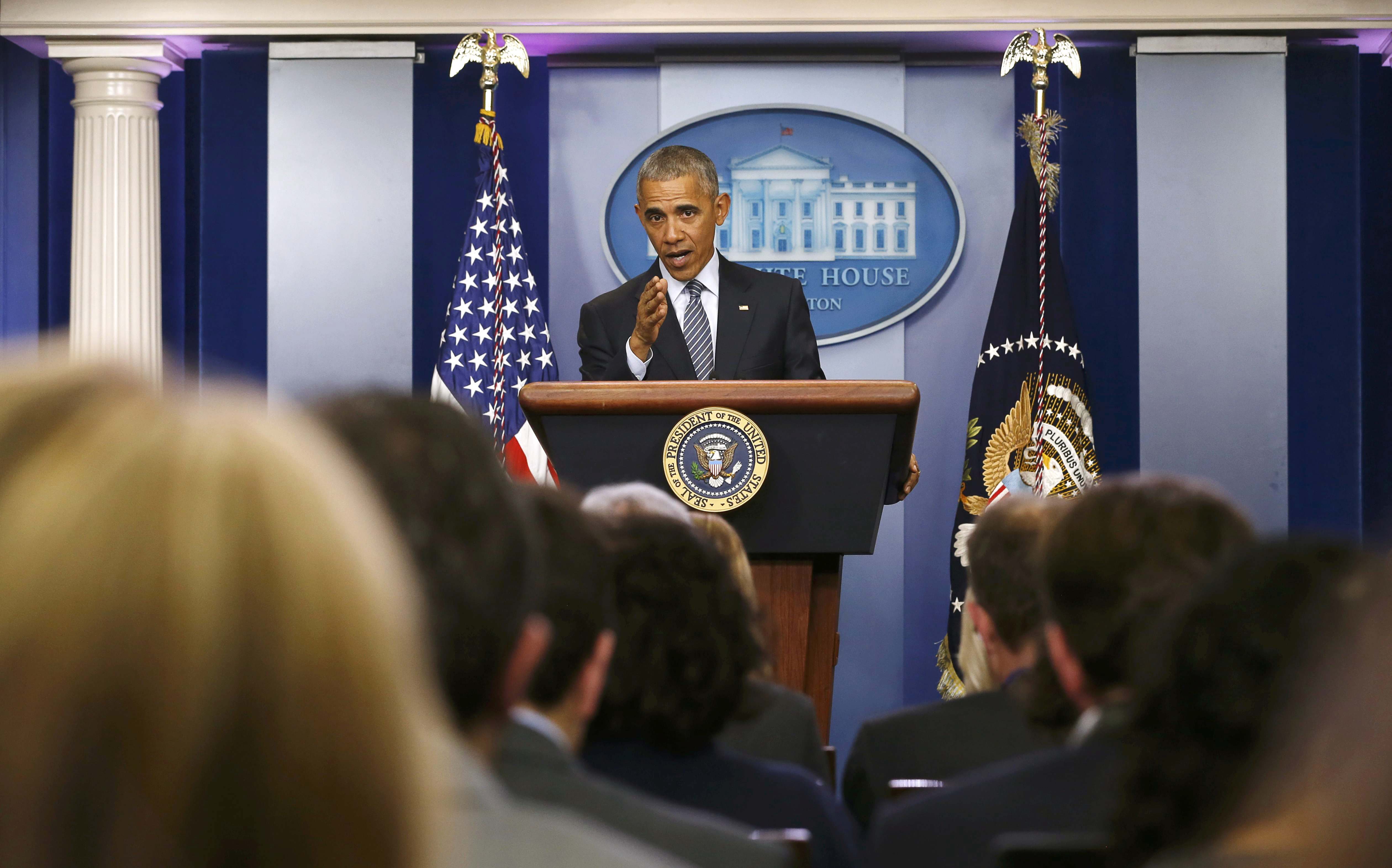 2016-11-14T212919Z_2029505750_HT1ECBE1NOH2L_RTRMADP_3_USA-OBAMA