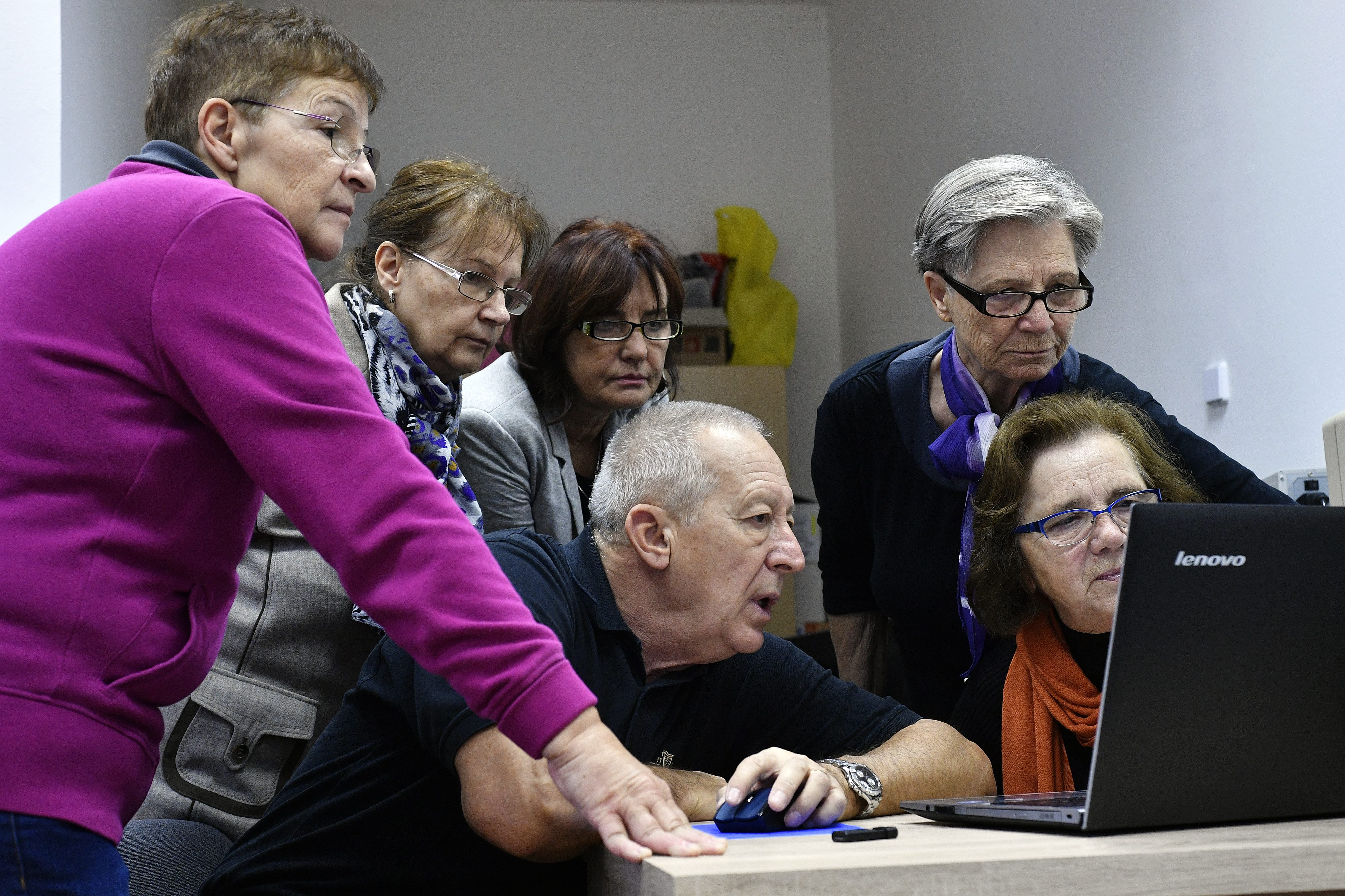 umirovljenici_informatika3-081116