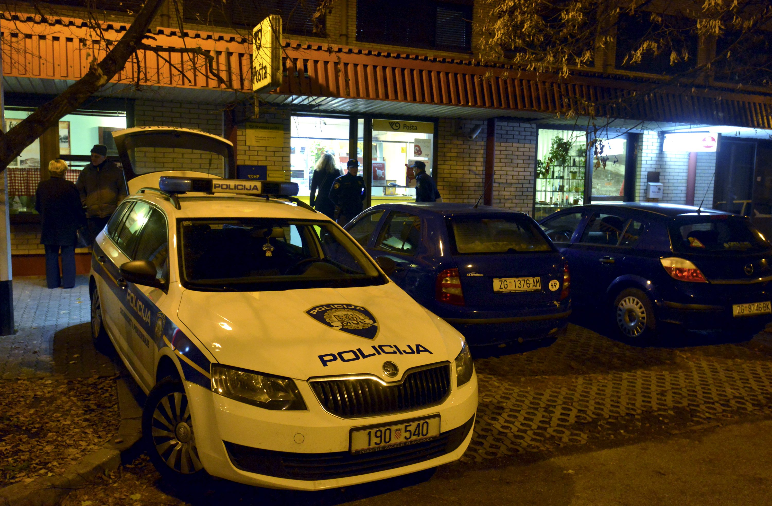 pljacka_podsused1-151116