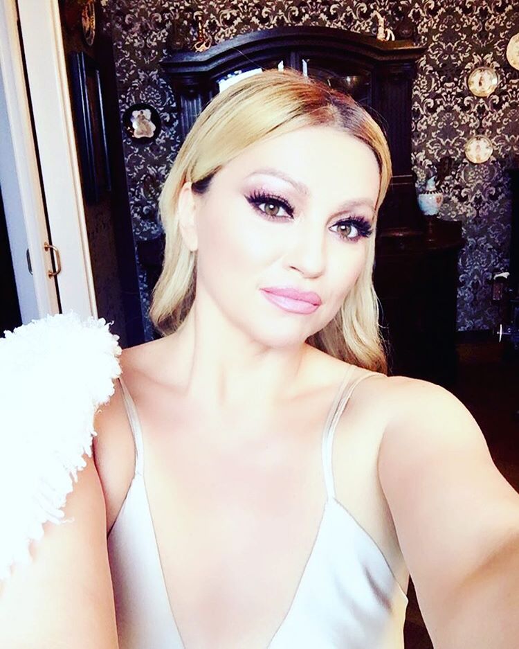 13116844_512495288955476_781000790_n_002