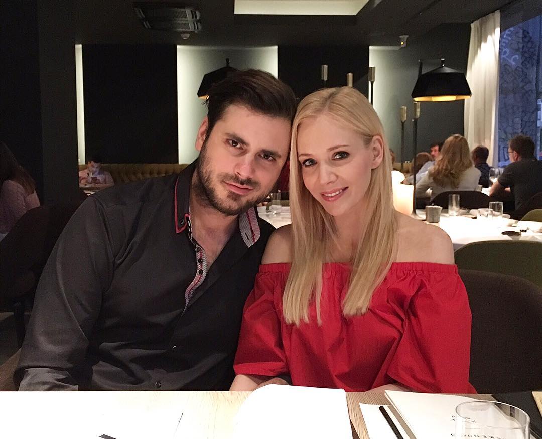 13381388_1560819110879790_1279069602_n