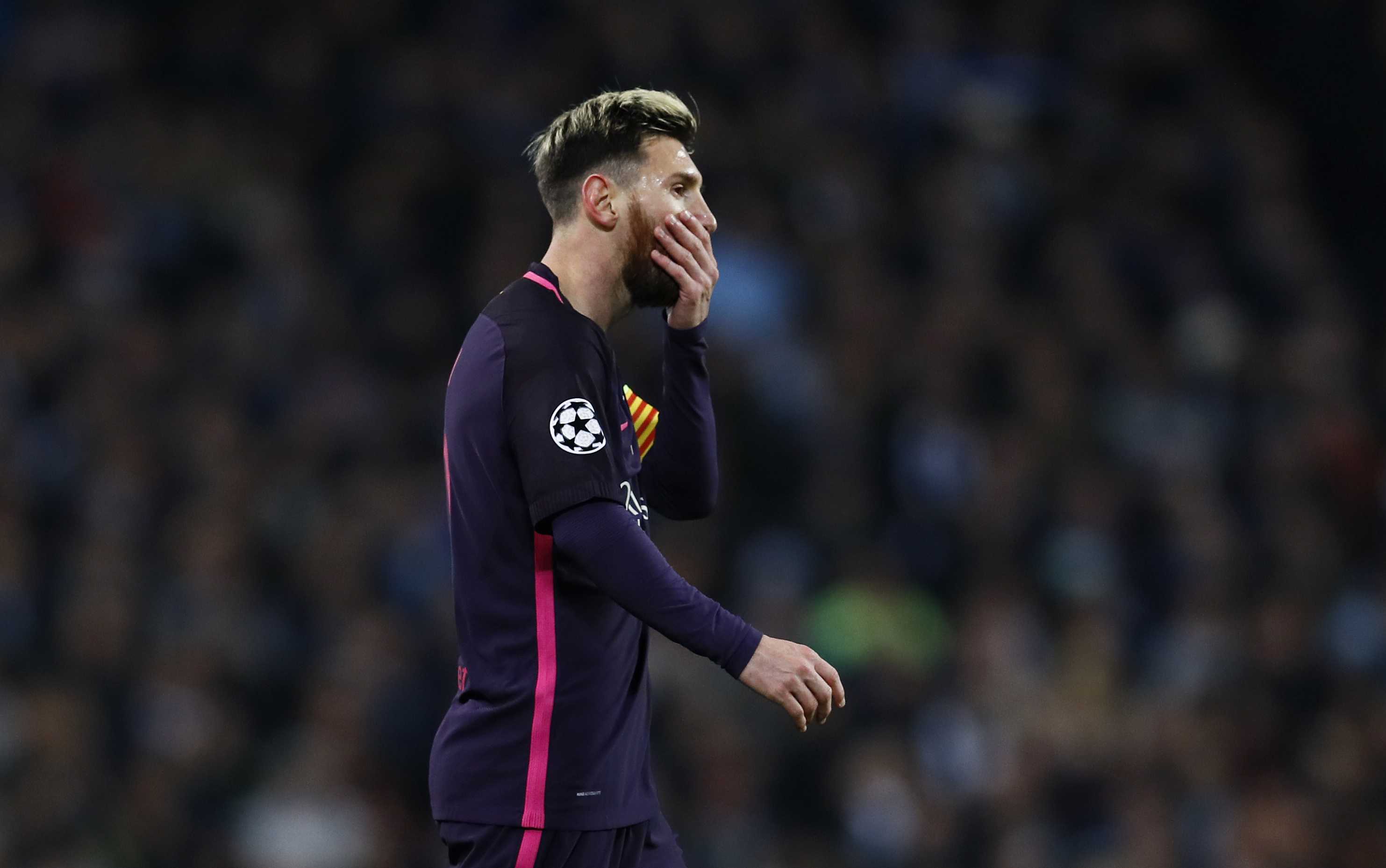2016-11-01T202150Z_121033310_MT1ACI14658297_RTRMADP_3_SOCCER-CHAMPIONS-MCI-FCB