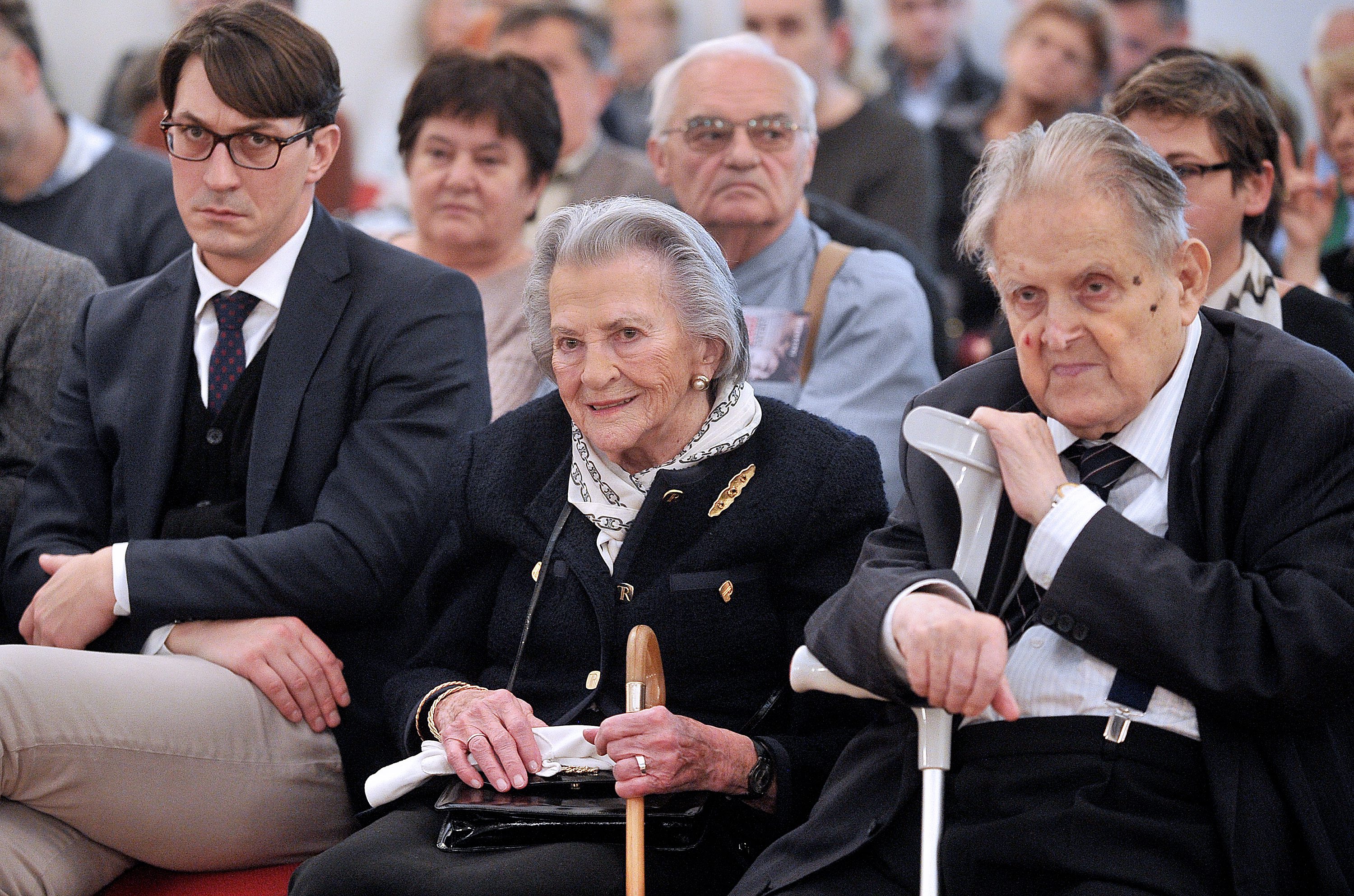 Knjiga 'Moj život' autora Vladimira Velebita predstavljena je u Novinarskom domu. O Velebitovoj memoarskoj knjizi govorili su Tvrtko Jakovina, Boris Rašeta, Vesna Pusić, Janez Stanovnik i Seid Serdarević. Na fotografiji: Vera Velebit