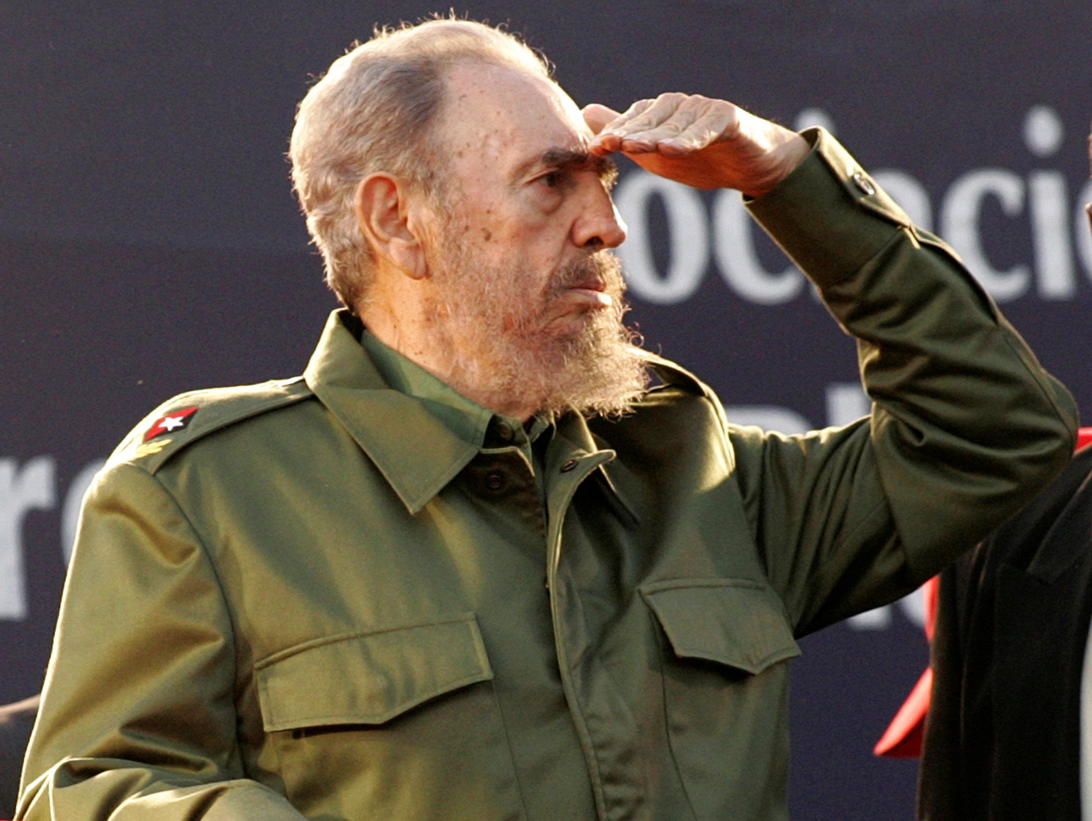 2016-11-26T061714Z_1689878358_S1BEUOZTTIAB_RTRMADP_3_CUBA-CASTRO