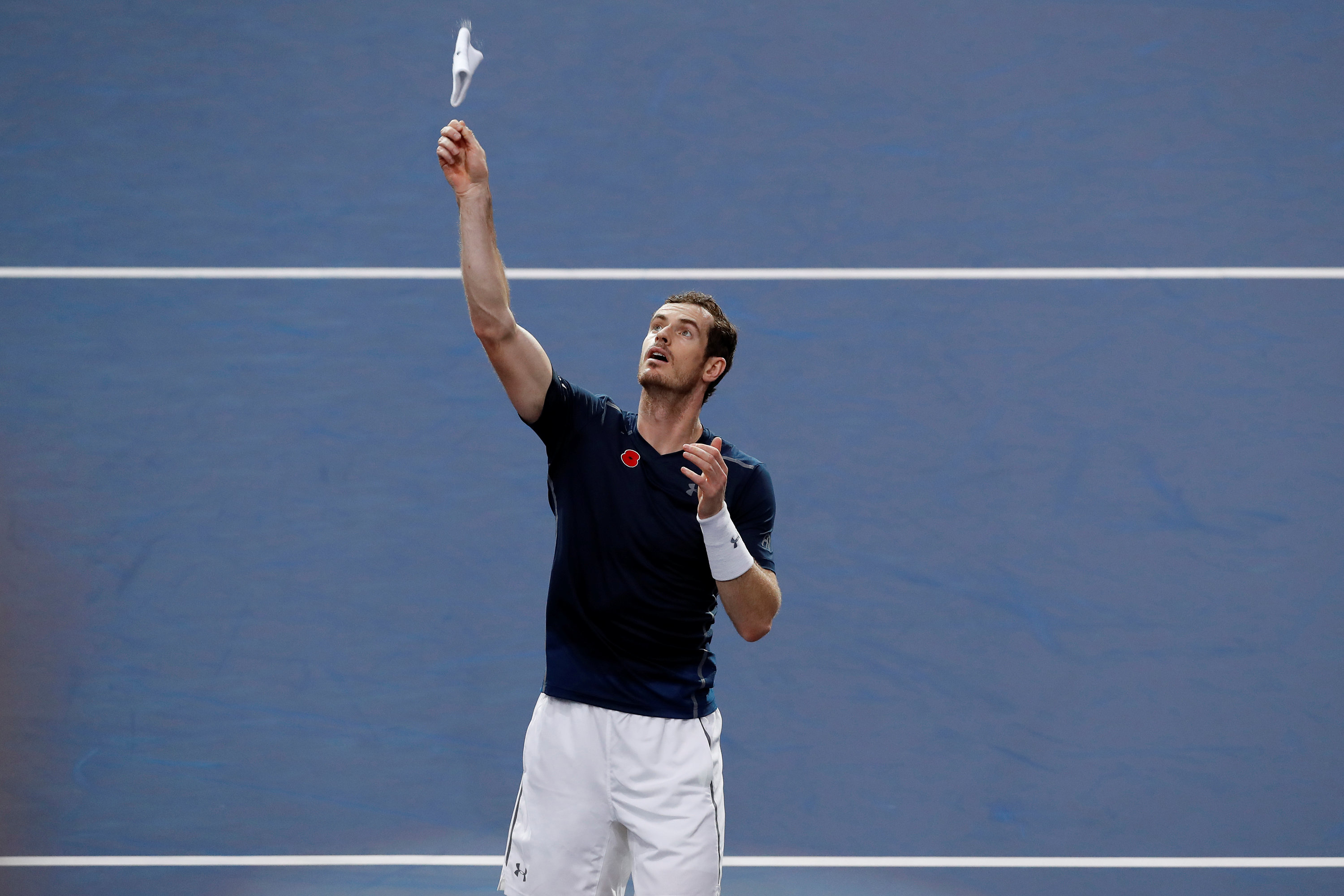 2016-11-04T205823Z_1219599062_S1BEUKYQDBAA_RTRMADP_3_TENNIS-MEN-PARIS