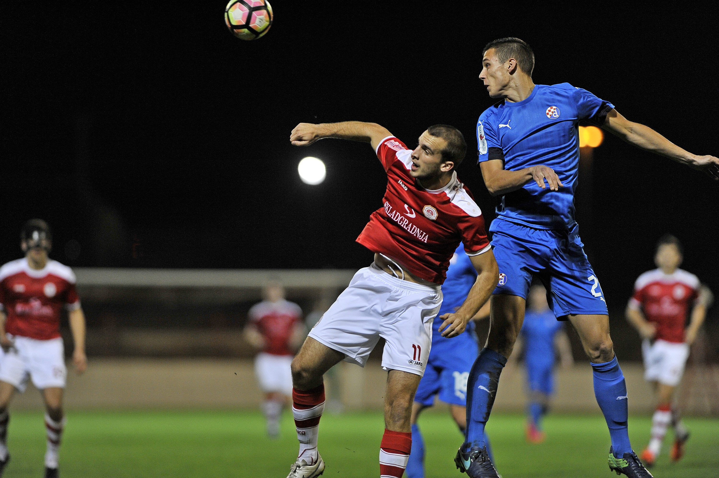 split_dinamo21-061116