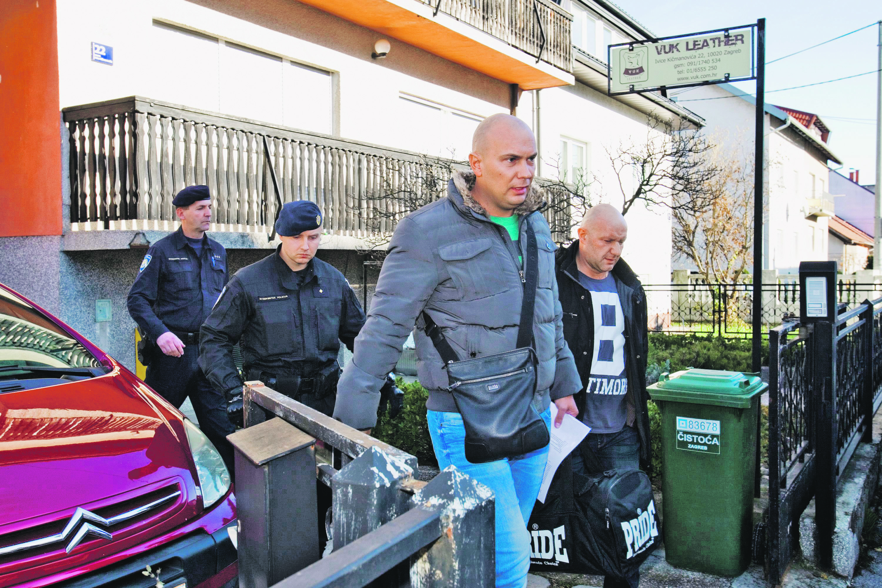 Privođenje osumnjičenog