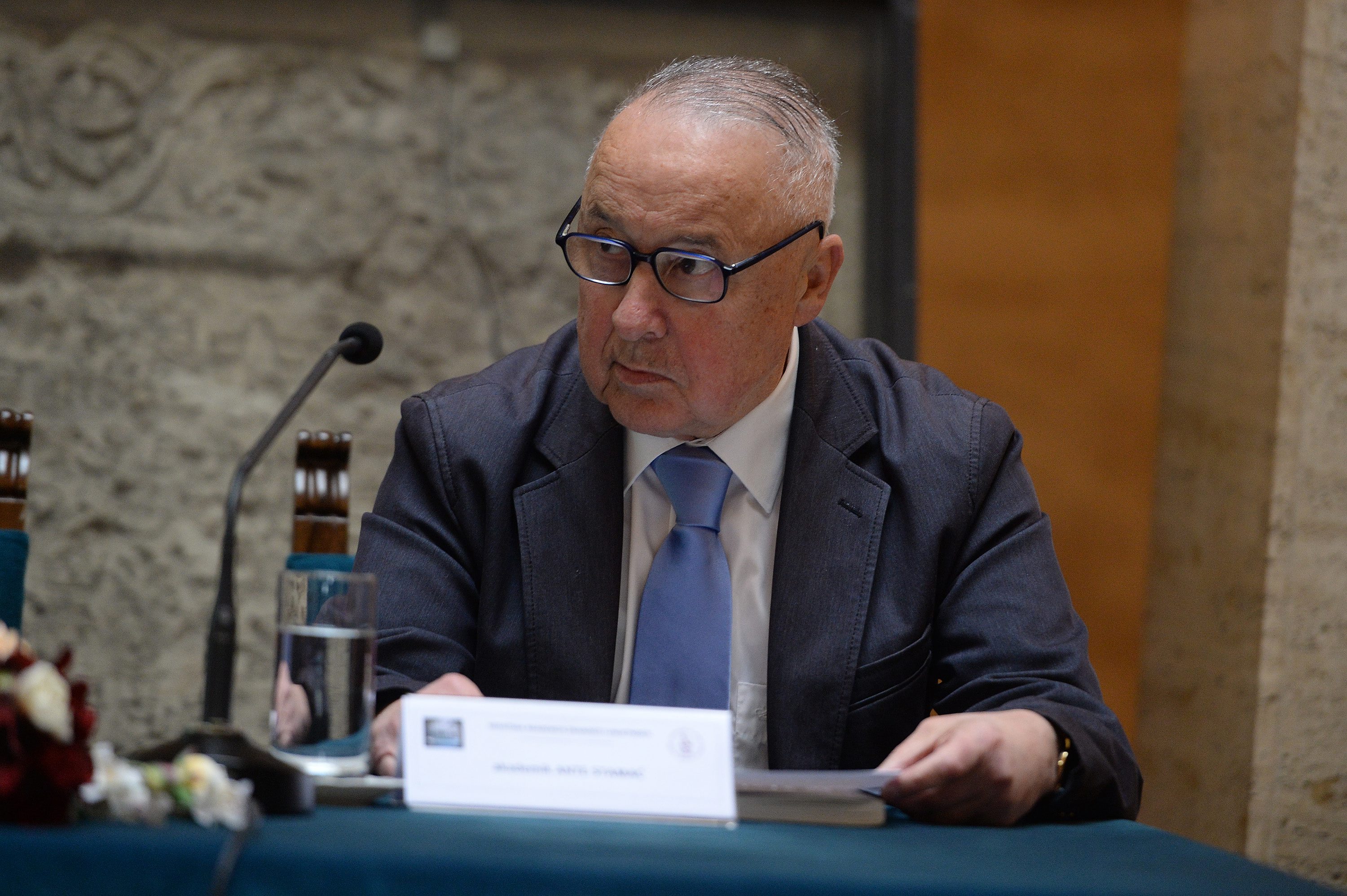 hazu_popijevka10-220415