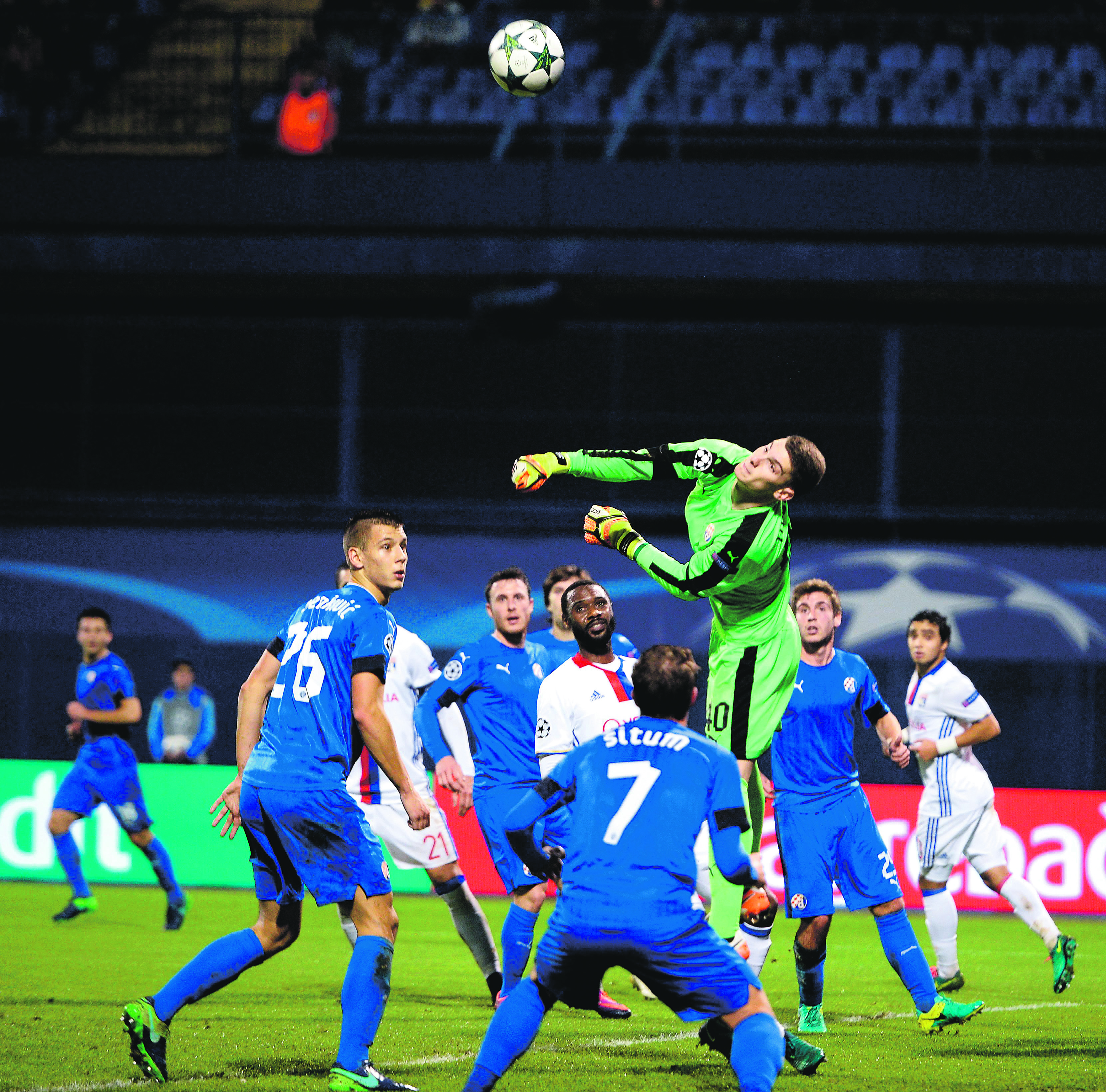 dinamo_lyon127-221116_copy