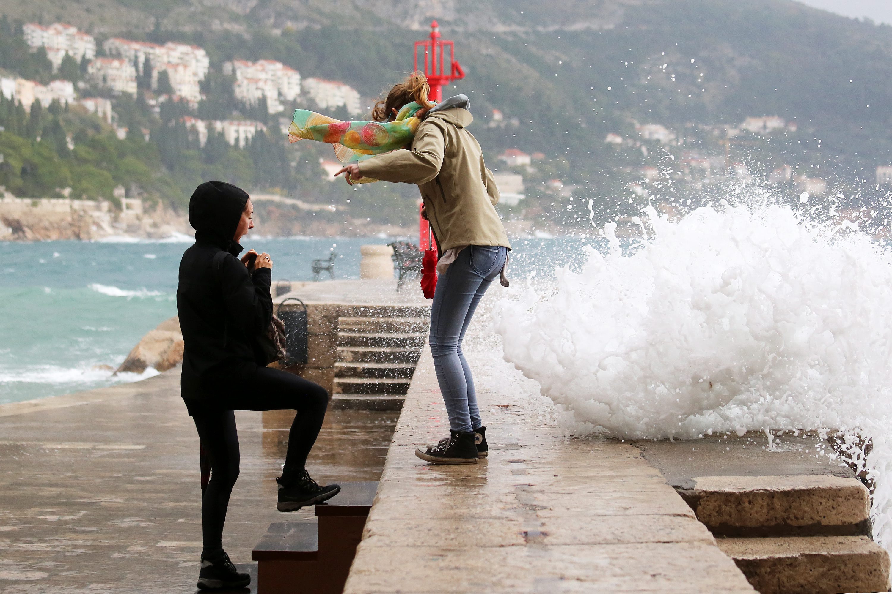 juzina_valovi10-061116