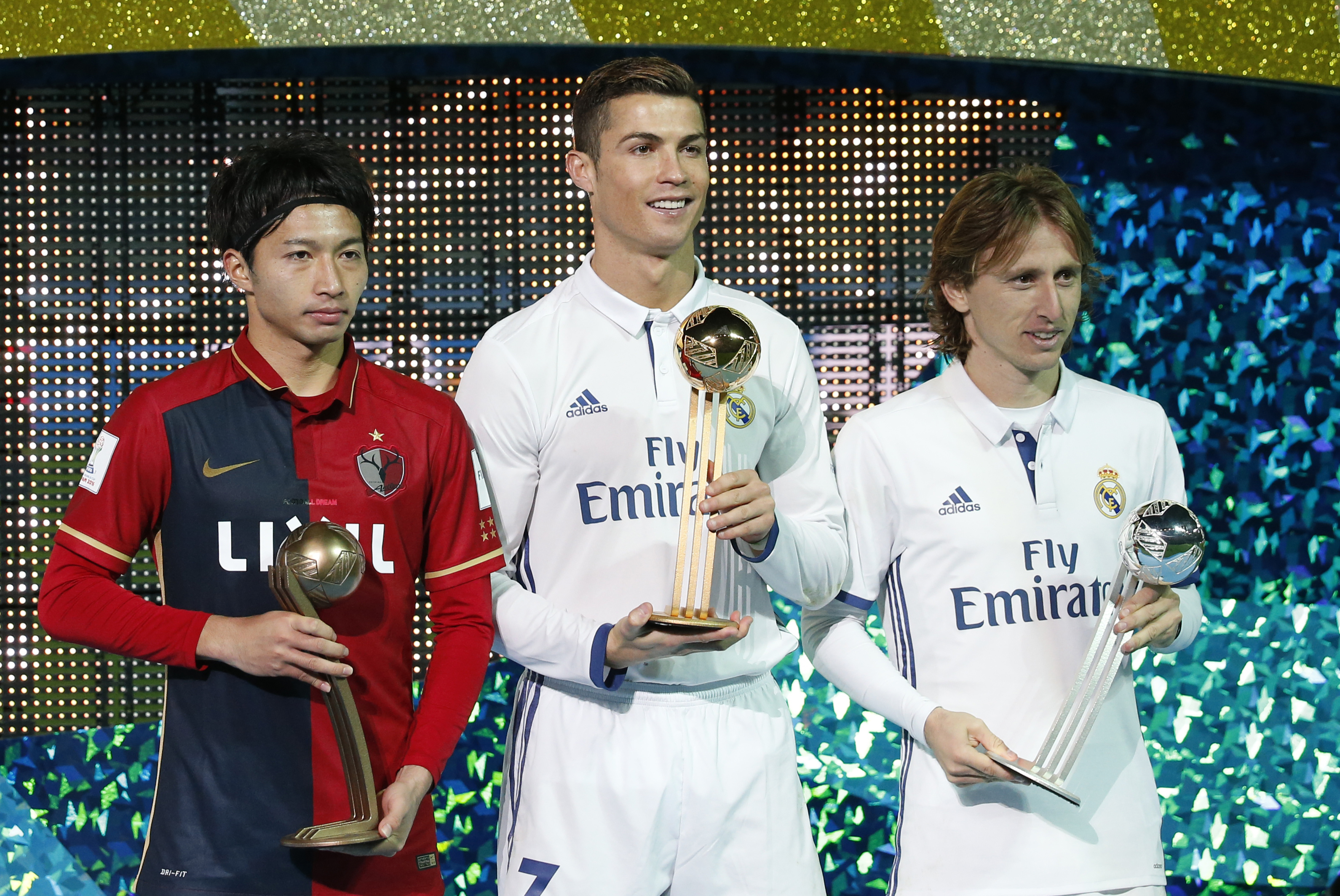 2016-12-18T140123Z_125071283_MT1ACI14707229_RTRMADP_3_SOCCER-CLUBFINAL