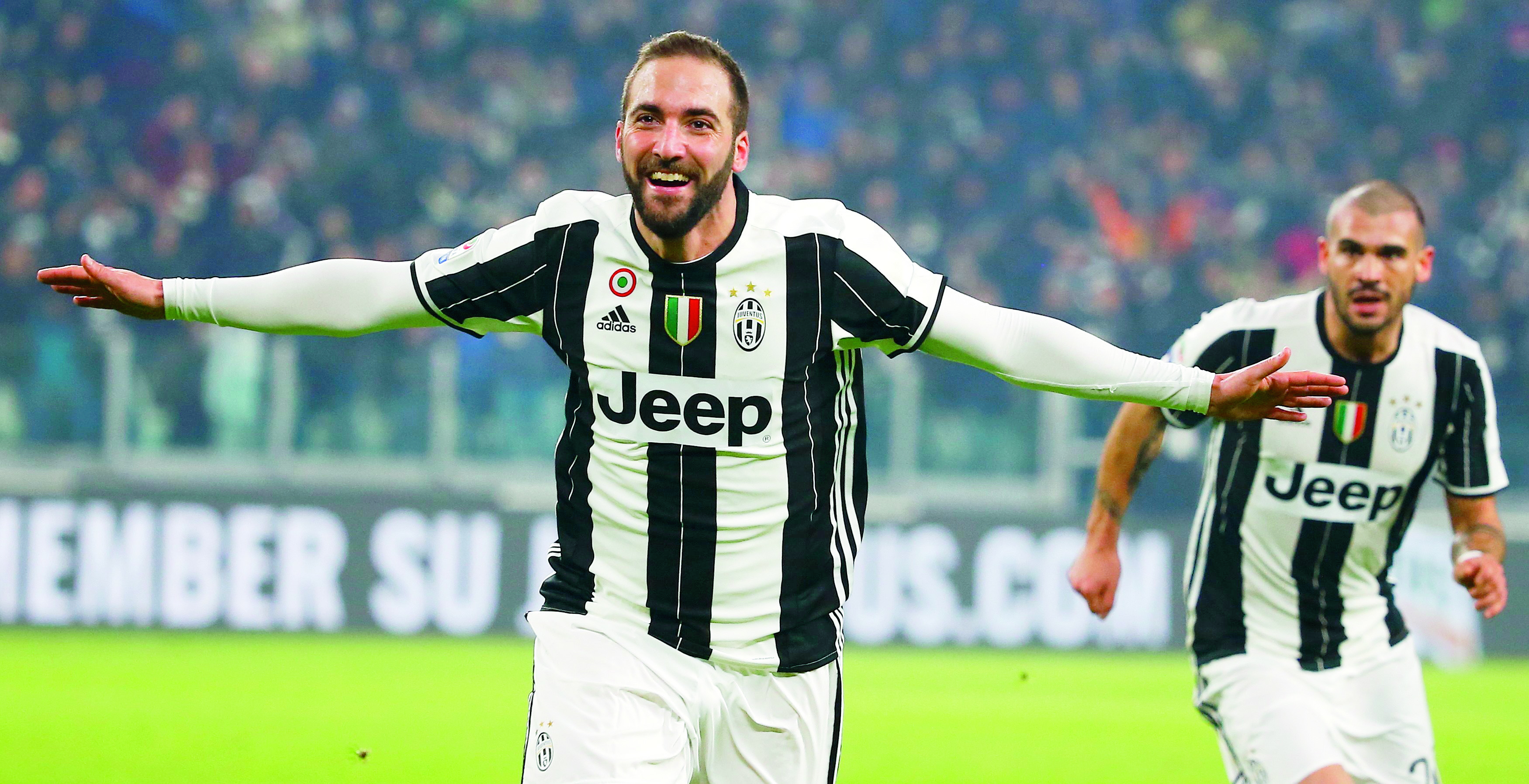 2016-12-17T200628Z_1159693682_LR1ECCH1JUHZX_RTRMADP_3_SOCCER-ITALY_copy