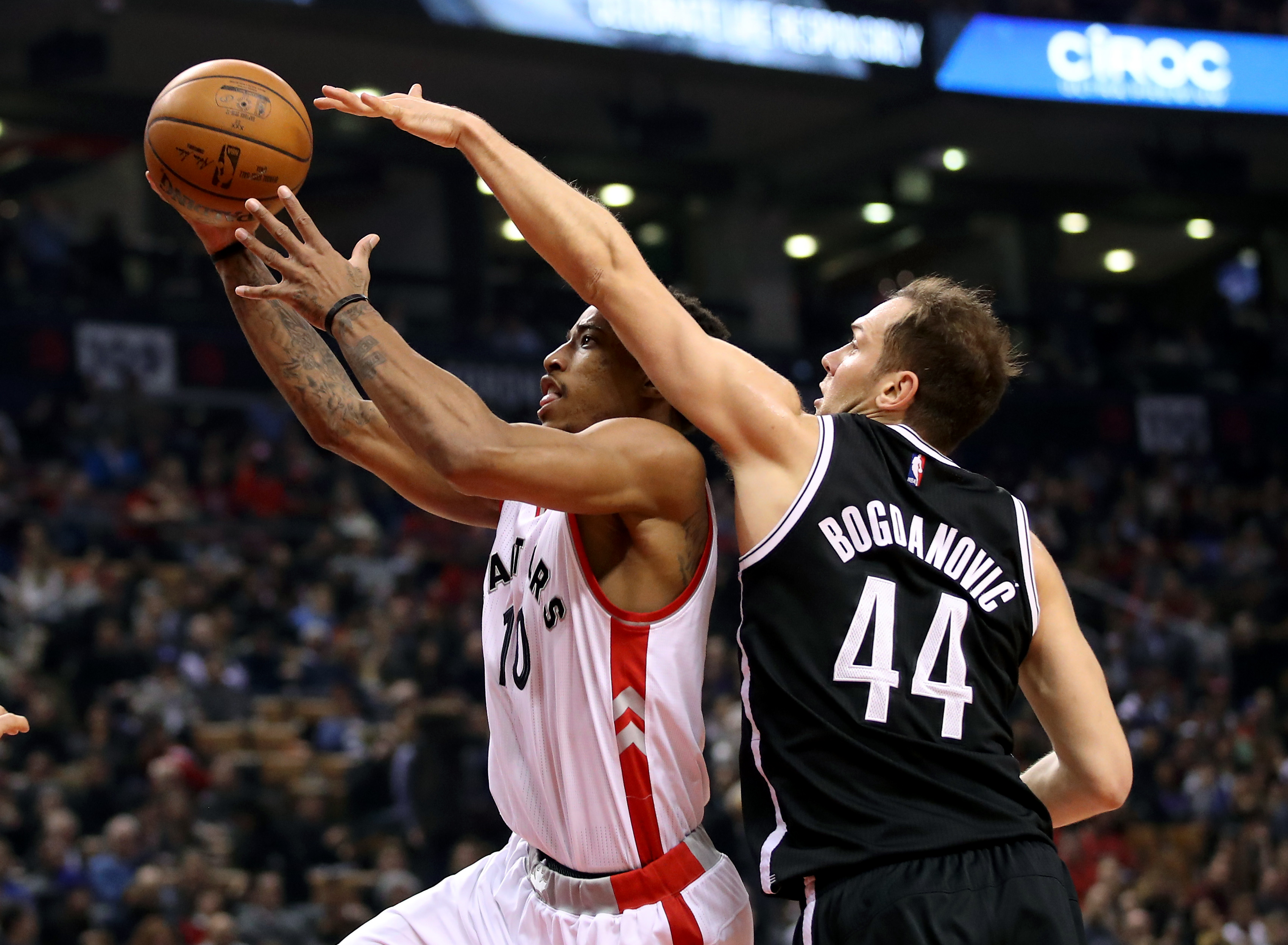 2016-12-21T005954Z_1479276225_NOCID_RTRMADP_3_NBA-BROOKLYN-NETS-AT-TORONTO-RAPTORS