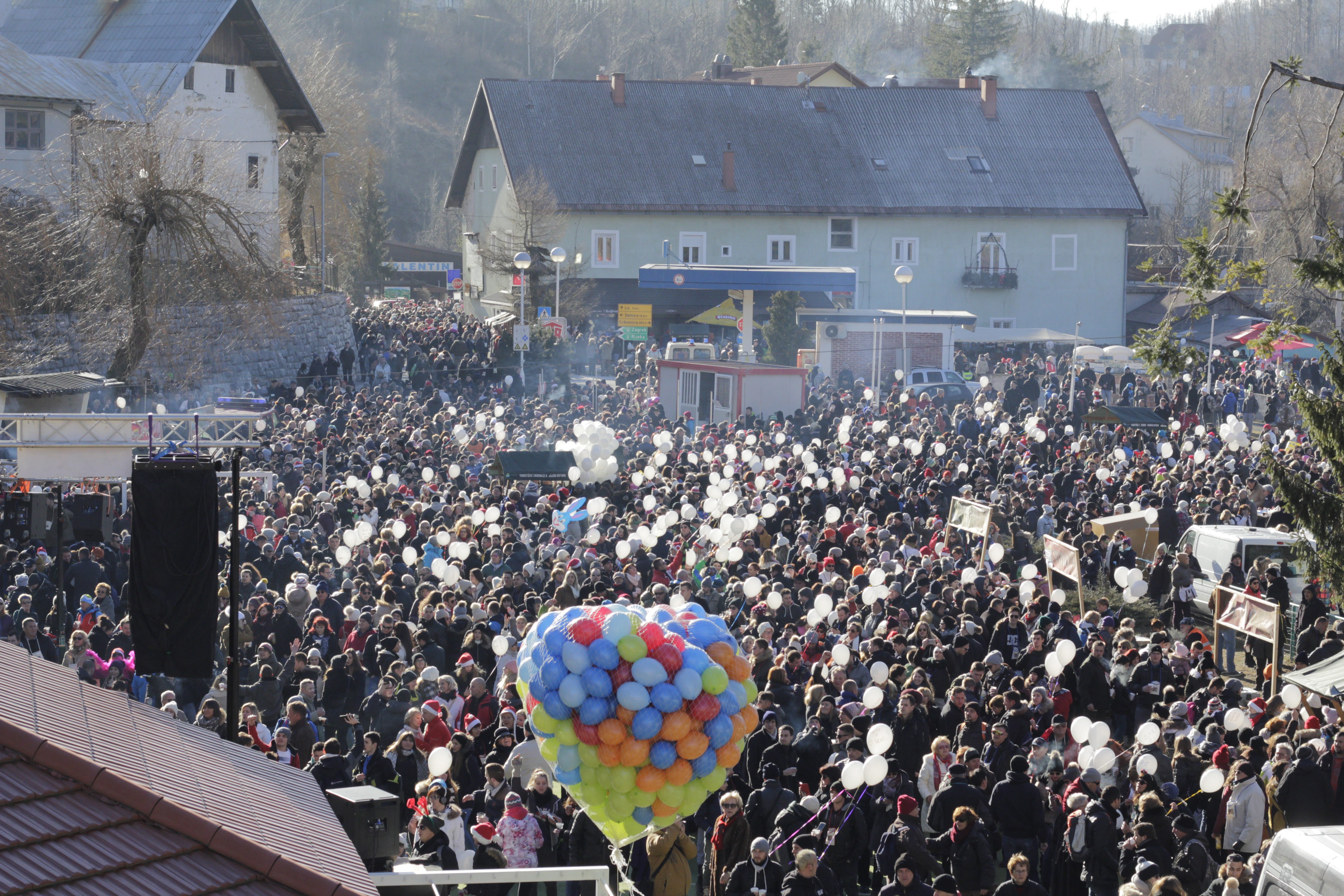 fuzine_docek7-311216