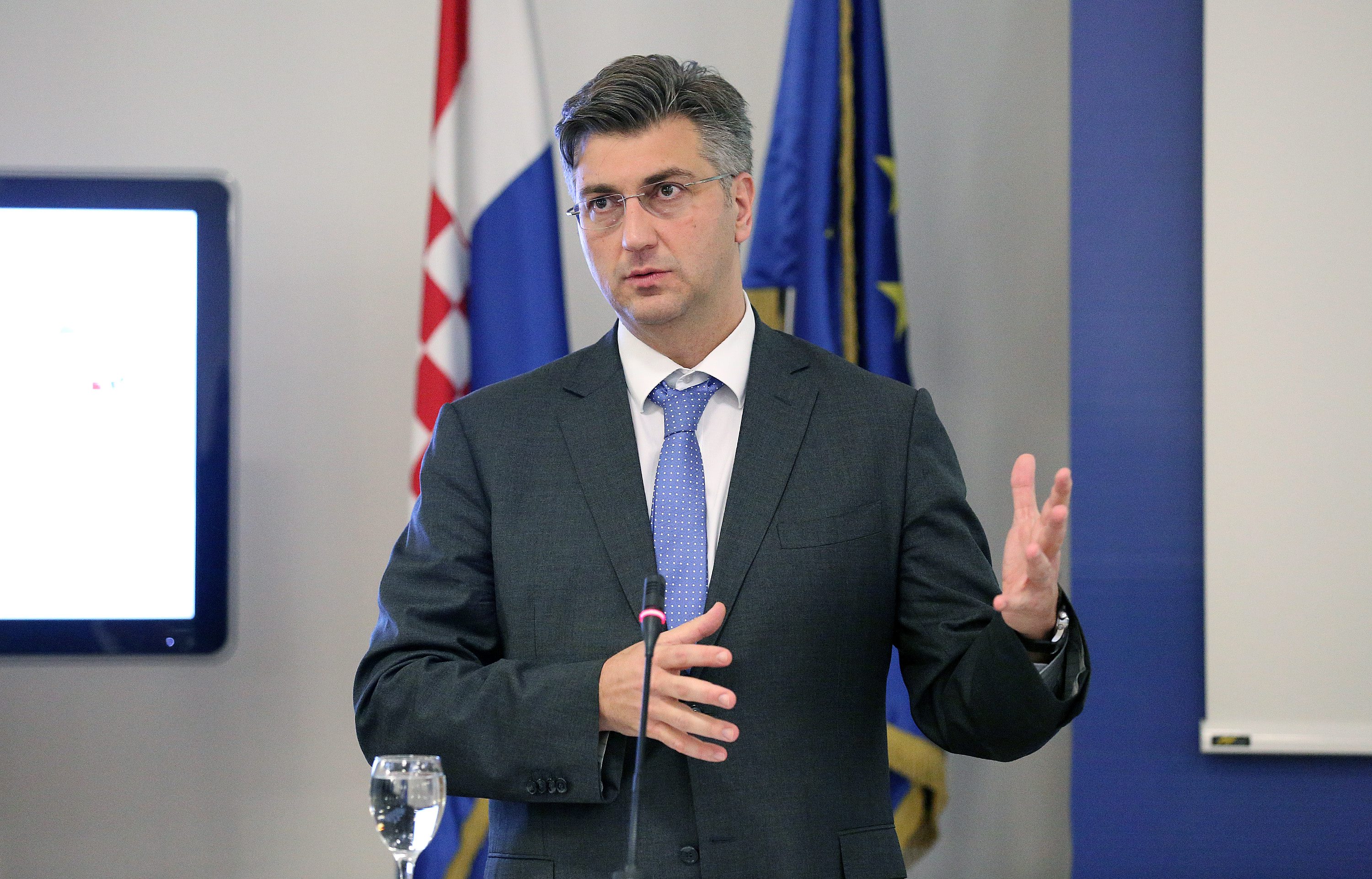 potpisivanje_obrazovanje15-251116