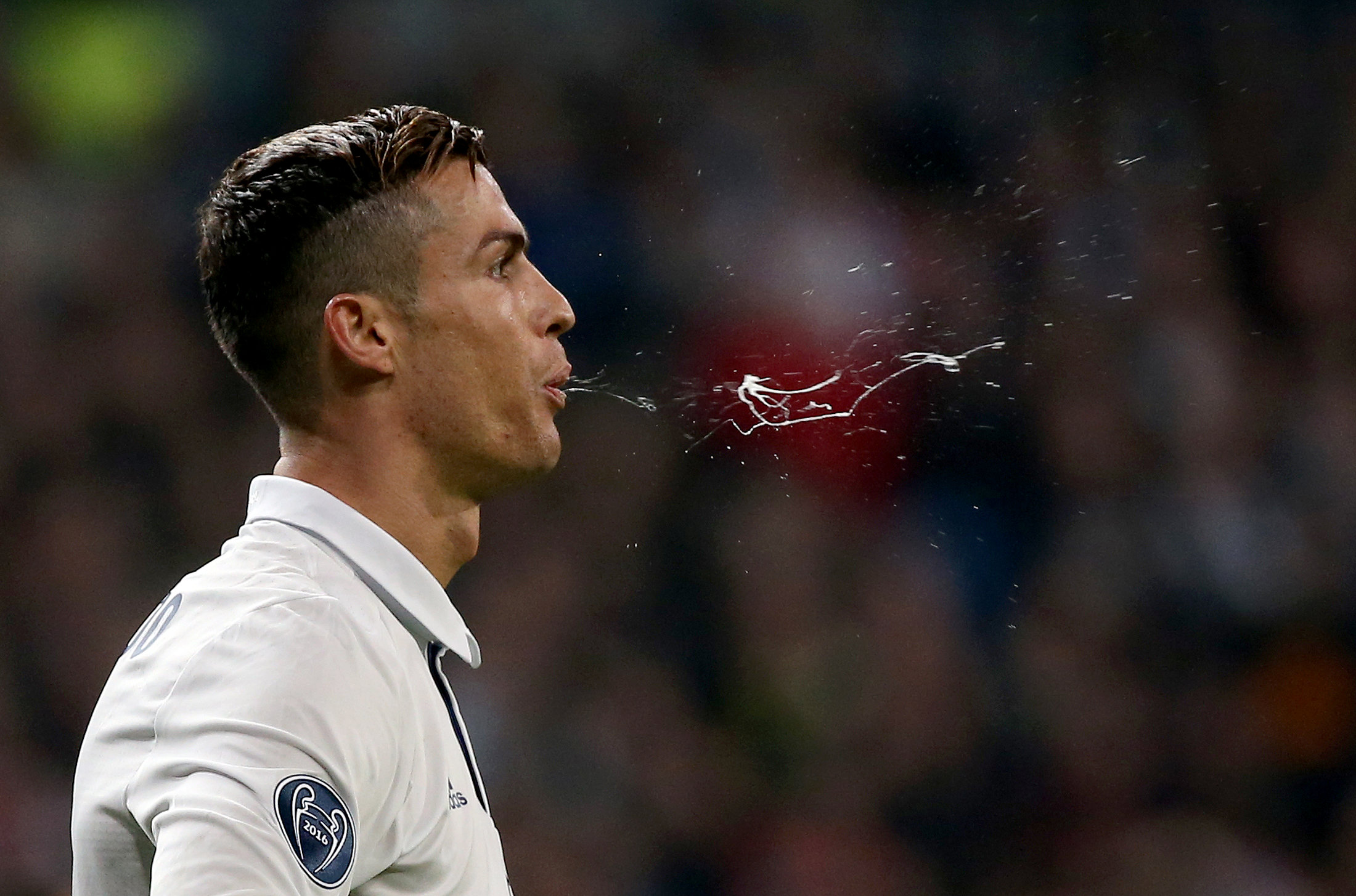 2016-12-07T215353Z_1069290619_RC13D82F5E40_RTRMADP_3_SOCCER-CHAMPIONS-MAD-DOR